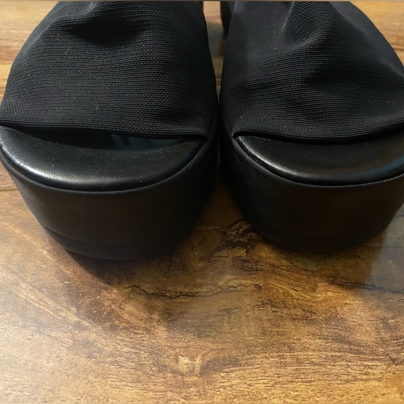 🖤Steve Madden Platform/Wedge Sandals - Picture 13 of 13